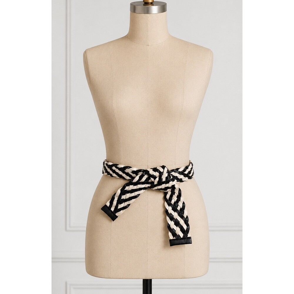 Worth New York Black Cream Woven Braided Leather Wrap Tie Belt Italy 42‎ Inch